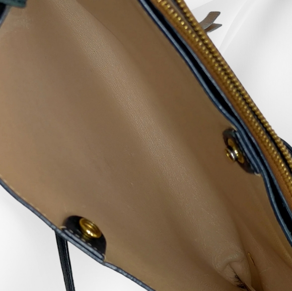 CHLOE Leather Crossbody Bag - Picture 5 of 13